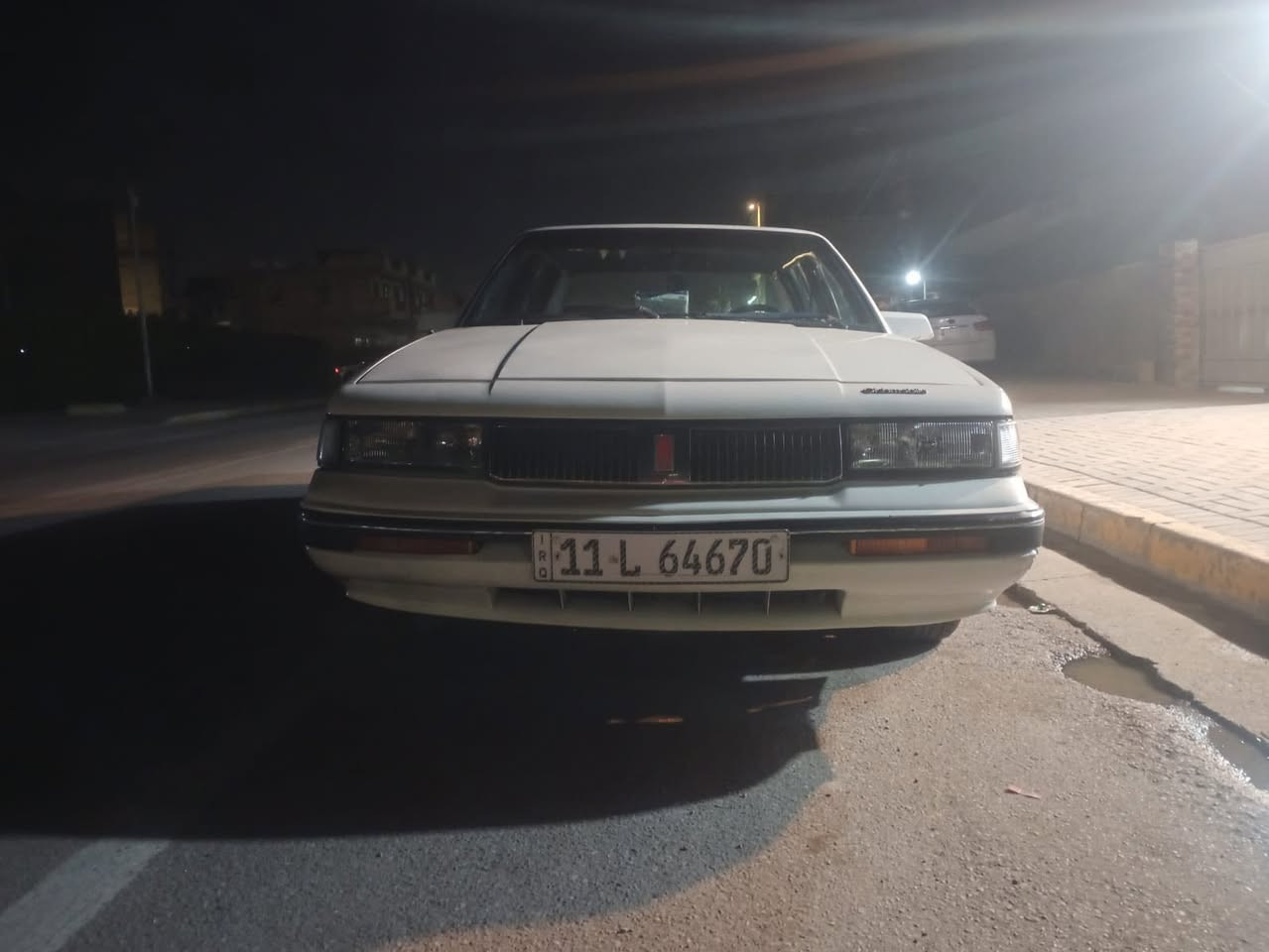 السلام عليكم اولدز ٩٠ كير محرك تبريد كهربائيات كلها مكفوله وبلاديه مابيها حادث صبغ عبايه اثر الجراد ريمونت سنتر لوك صندوق ريمونت سياره مابيها اي نقص كلش حلوه وناعمه رقم بغداد تحويل ثاني يوم تخم كبات سياره كلش نظيفه احلى من الصور رايدها ٤٨ ورقه وبيها مجال للاتصال ***********
