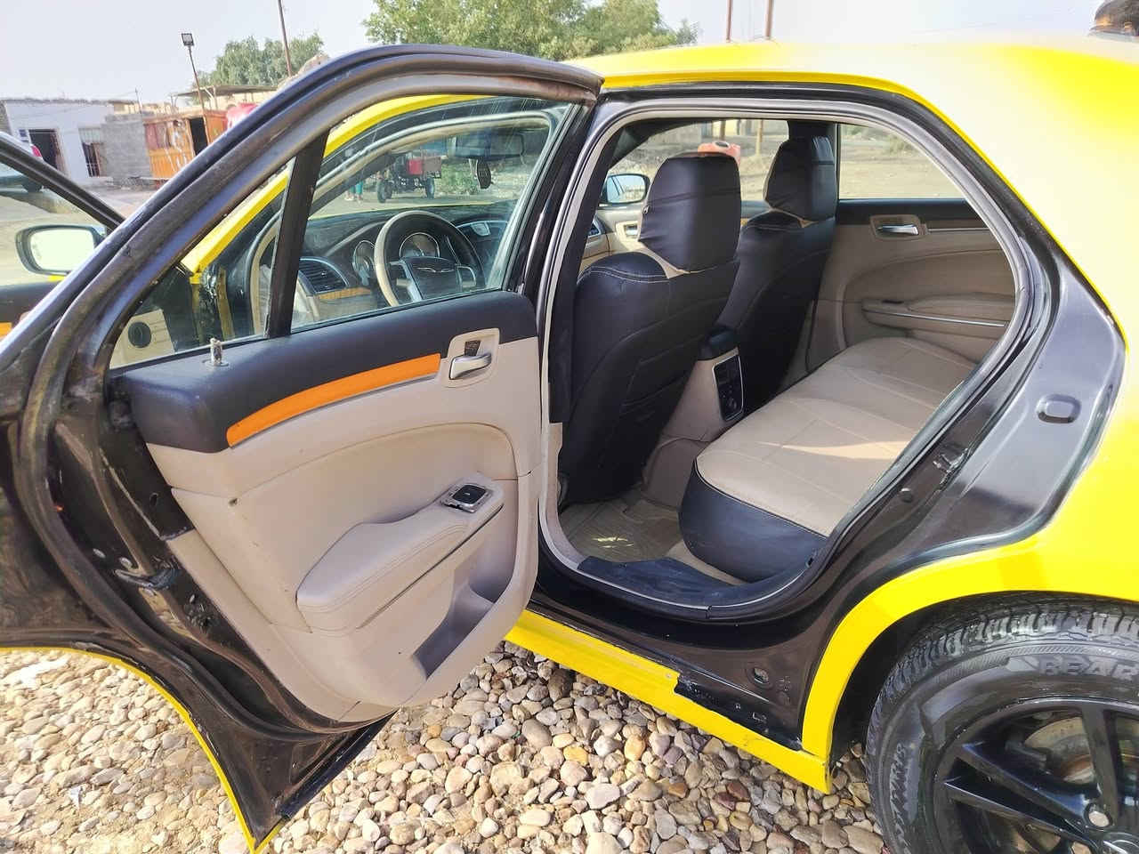 السلام عليكم
للبيع سياره اوباما موديل ٢٠١٤
داخل عسلي
كفاله من الكص والعيب الشرعي
مكفوله مكينه وكير واكسن حداديه كله جديد
تخم تاير ويل ١٨
فور ويل /ملغي
رقم واسط بسمي
 ***********
