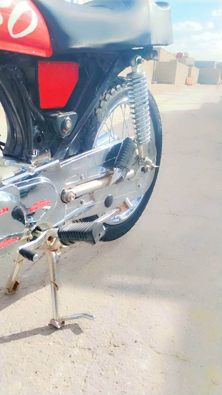 سلام عليكم شباب دراجه البيع يراني محرك تيربو تعمير جديد 2025 رايدها 750 وبيها مجال الطيبيب دراجه كلك وهاذ رقمي *********** مكاني كرمت على الهارثه صيطرت القادسيه
