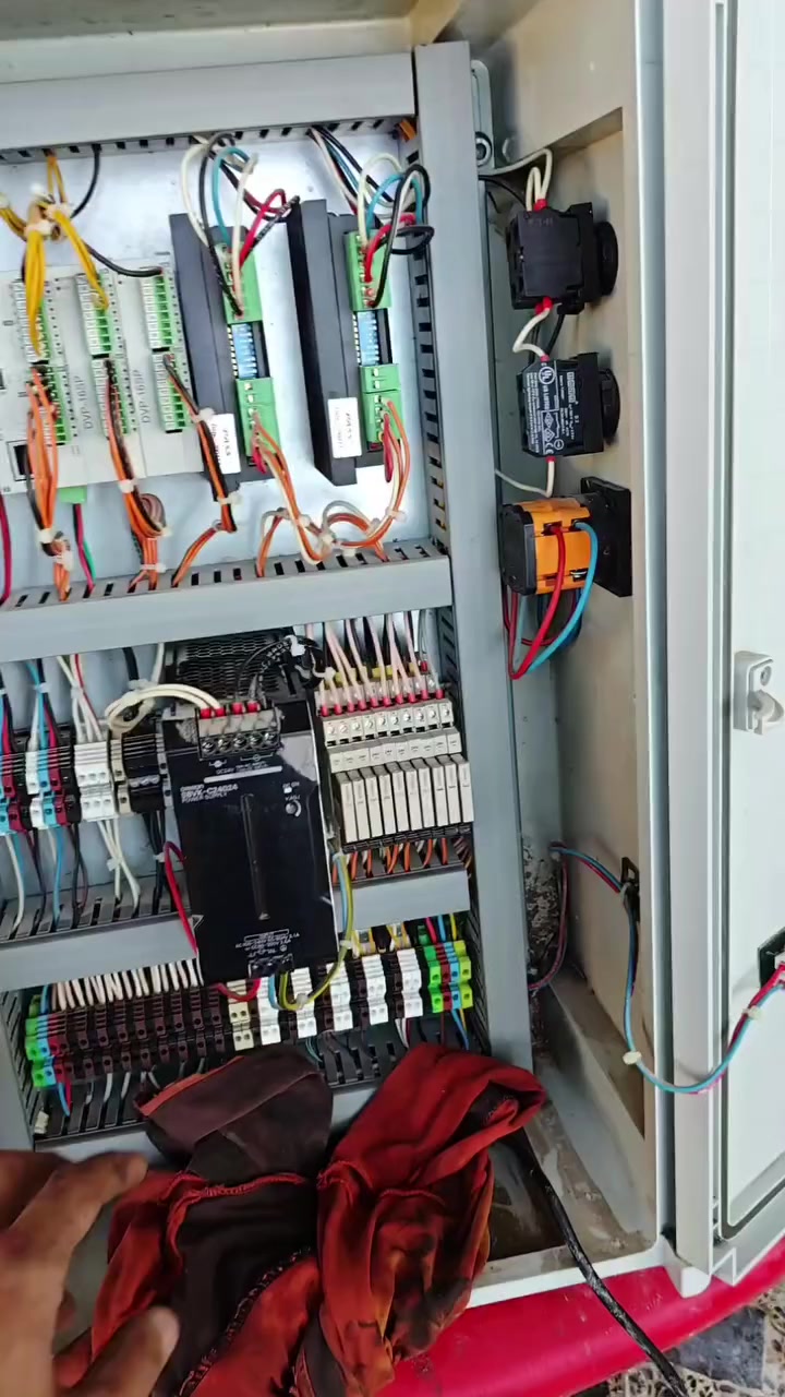 السلام عليكم بنل PLC Delta عدد 2للبيع


**إذا كنت صاحب هذا الإعلان وتريد حذفه لأي سبب، رجاءا أرسل رسالة إلى الدعم الفني**