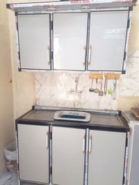 كاونتر البيع نضيف ستعمال قليل سعره 180وبي مجال‏ توصل‪07872884847‬‏