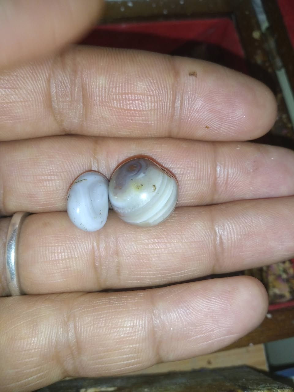 السلام عليكم ورحمه الله وبركاته اخواني الاعزاء خرزات قديمات سليماني خام مشروطات محبه على نضر عكد لسان أبيعك شرط سعره خاص


**إذا كنت صاحب هذا الإعلان وتريد حذفه لأي سبب، رجاءا أرسل رسالة إلى الدعم الفني**