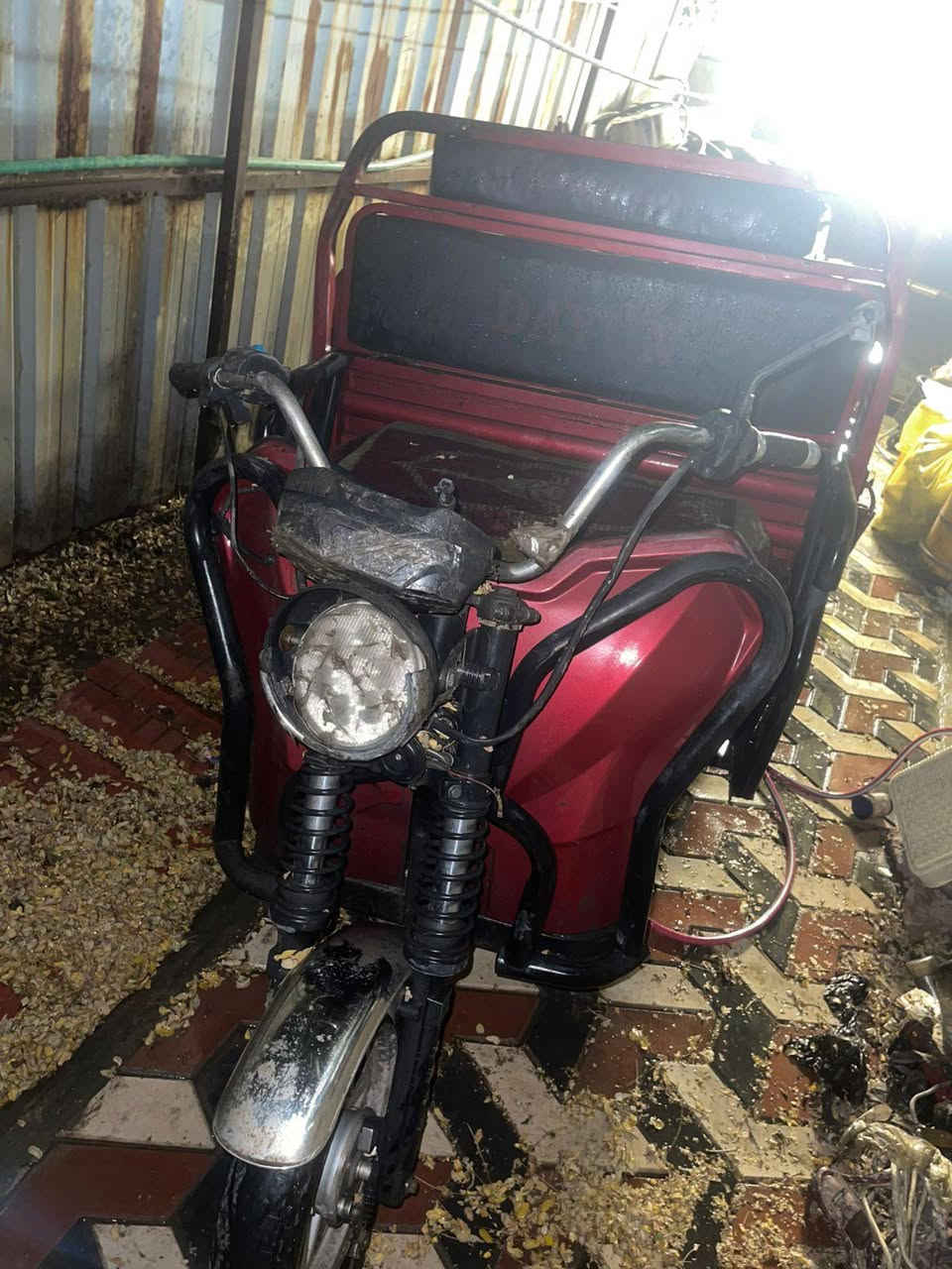 ستوته شحن للبيع المكان بغداد حي العامل السعر ٧٥٠ وبيها مجال الاتصال ع الرقم واتساب ***********
