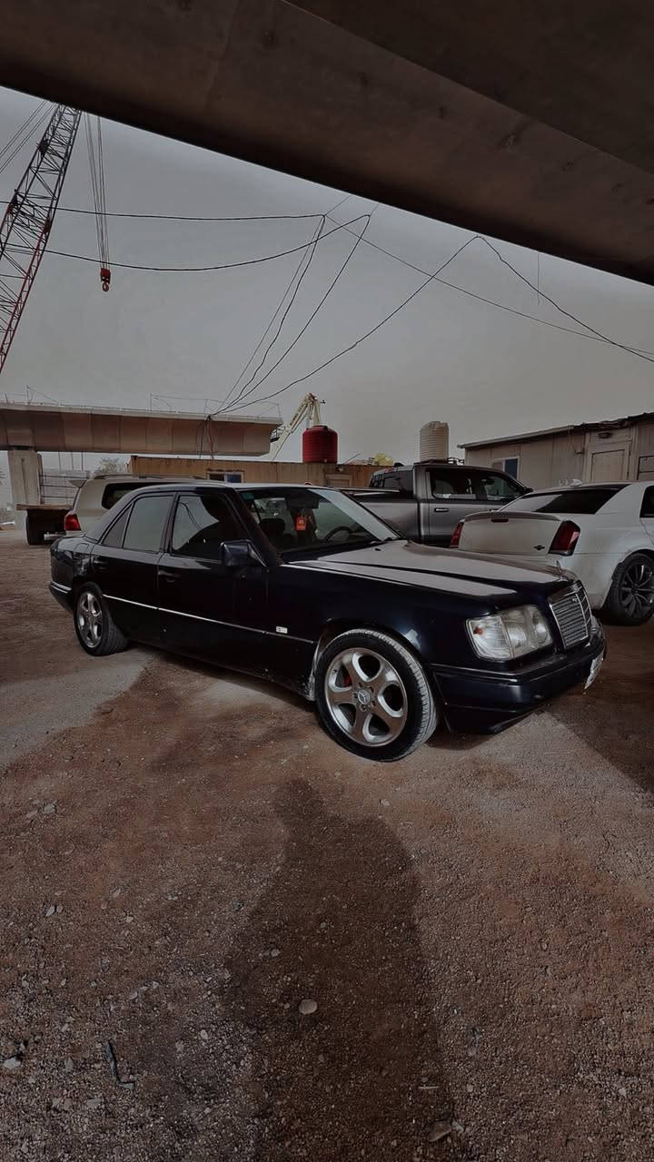 مارسدس بيبي شبح موديل 1993
رقم الانكليزي سنويه ل 2030 تحويل ثاني يوم رقم بغداد
 فتحة سقف مكينه vvti 2.5 مكينه كفاله تنقيص وتبخير صافيه جديده وكير مكفول نواقصها حداده خلفيه يرادلها ترتيب فقط الباقي كله شغال تبريد كهربائيات كلشي
السعر 65 مكاني بصره
***********
