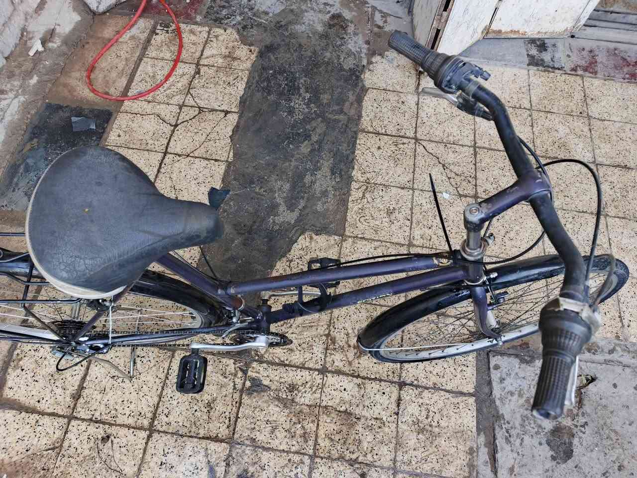 السلام عليكم عدد اثنين بايسكل للبيع يابان الاصلي اثنينهن سعر 150 مكلف  بالنشر 
مكان بغداد حي الاعلام رقم الهاتف  ***********
