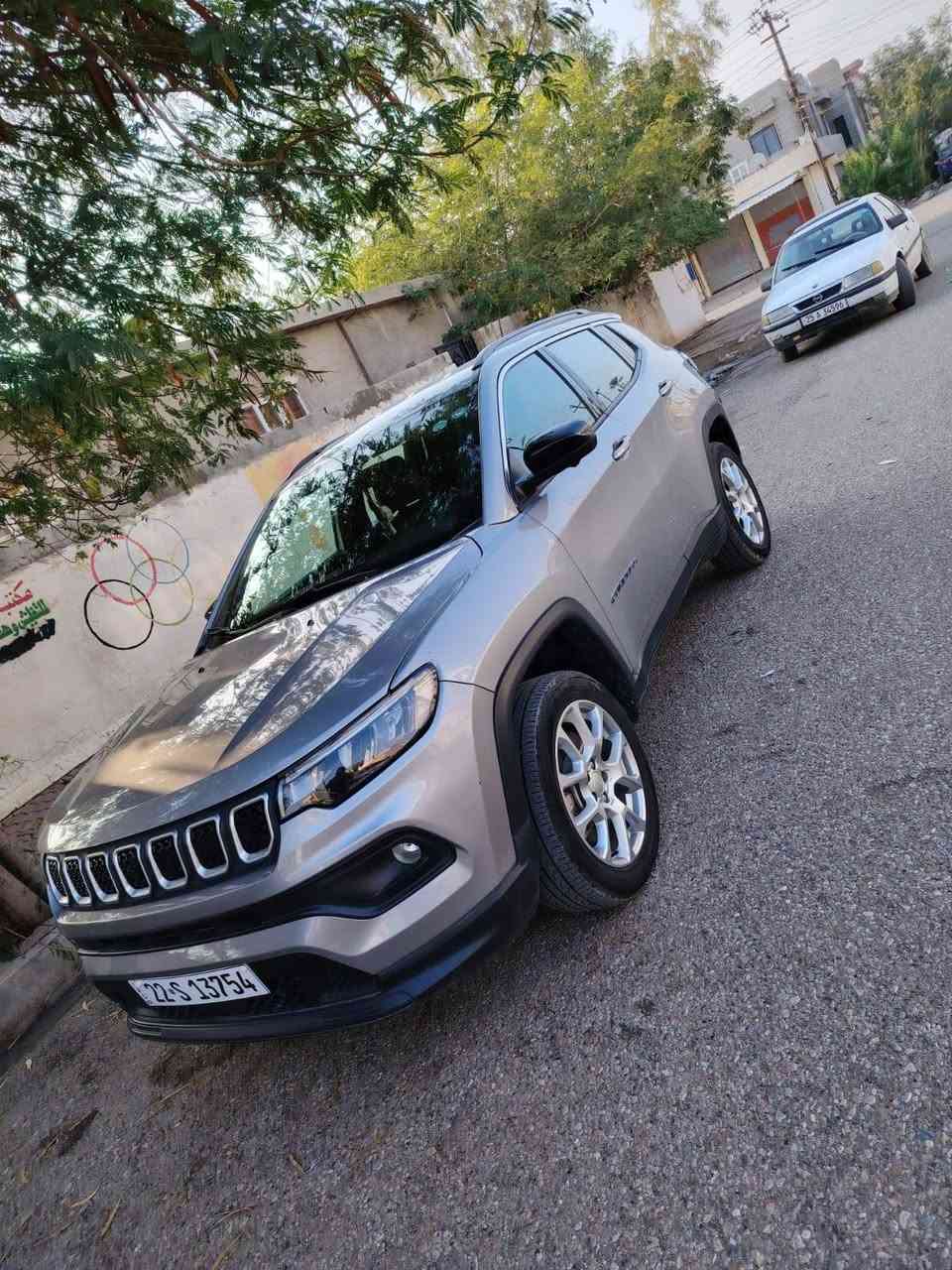 Jeep compass 2023 4*4 d
جيب كومباس 2023  |  4*4  الشكل الجديد
فول مواصفات دفع رباعي عدا الفتحة
محرك ( ٢٠٠٠ توربو)
اللون سلفر 
ويل كبير ١٩ مميز بلادي 
السيارة باسمي رقم اربيل جاهزة للتحويل
#ماشية 20 الف ميل فقط 
لايتات ليد عدسة بلادي 
بروجيكترات ليد بلادي
بصمة تشغيل 
تشغيل عن بعد (شغال)
بصمة أبواب 
صندوق شفط كهربائي + جلاق 
صندوق فتح و غلق ( من الداخل و من البصمة)
كشنات امامية تبريد + تدفئة 
ستيرن هيتر (تدفئة)
شاشة إلكترونية (عدادات گيجات الكترونية)
شاشة لمس ١٠.١ إنش
كاميرا دوارة 360
تبريد منفصل المناطق
رادارات امامية و خلفية 
اوتو بريك ( مانع التصادم ) امامي + خلفي
نقطة عمياء ( إشارة + تنبيه ) 
مرايا هيتر 
نظام تحديد السرعة التفاعلي الذكي 
بريك بصمة
أنظمة القيادة Drive Modę
نظام المحافظة على السير (تحديد خط المسار)
الضرر : 
 ضربه خفيفه بدون دواخل بس بونيت مبدل بلادي
الكهربائيات و الإلكترونيات كلهه شغالة و على وضع البلادي ١٠٠٪؜

السعر  155
***********
