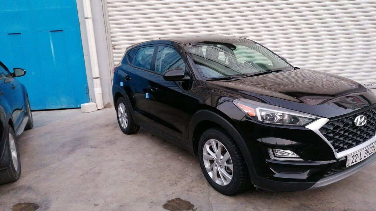 توسان موديل ١٩
وارد امريكي حادث امريكا بنيد ودعاميه 
صار بيها حادث بالعراق تبدل بيها بابين اصليات نفس اللون يعني بيها تبديل 3 قطع نفس اللون 
السيارة HTRACK 
نص مواصفات 
سايد بريك بصمه 
حساس تاير 
كروز كونترول 
تحكم ستيرن جهتين
مانع انزلاق
مود درايڤ
نزول منحدرات
فور ويل
شاشة بلاديه تدعم الكاربلاي
شاشة اعطال
محرك 2000 gdi
ماشية 91 الف ميل قابل للزيادة 
رقم شمالي باسمي سنوية مجدده لعام 2031
وهزة جديده 
السعر 15700 $
***********
