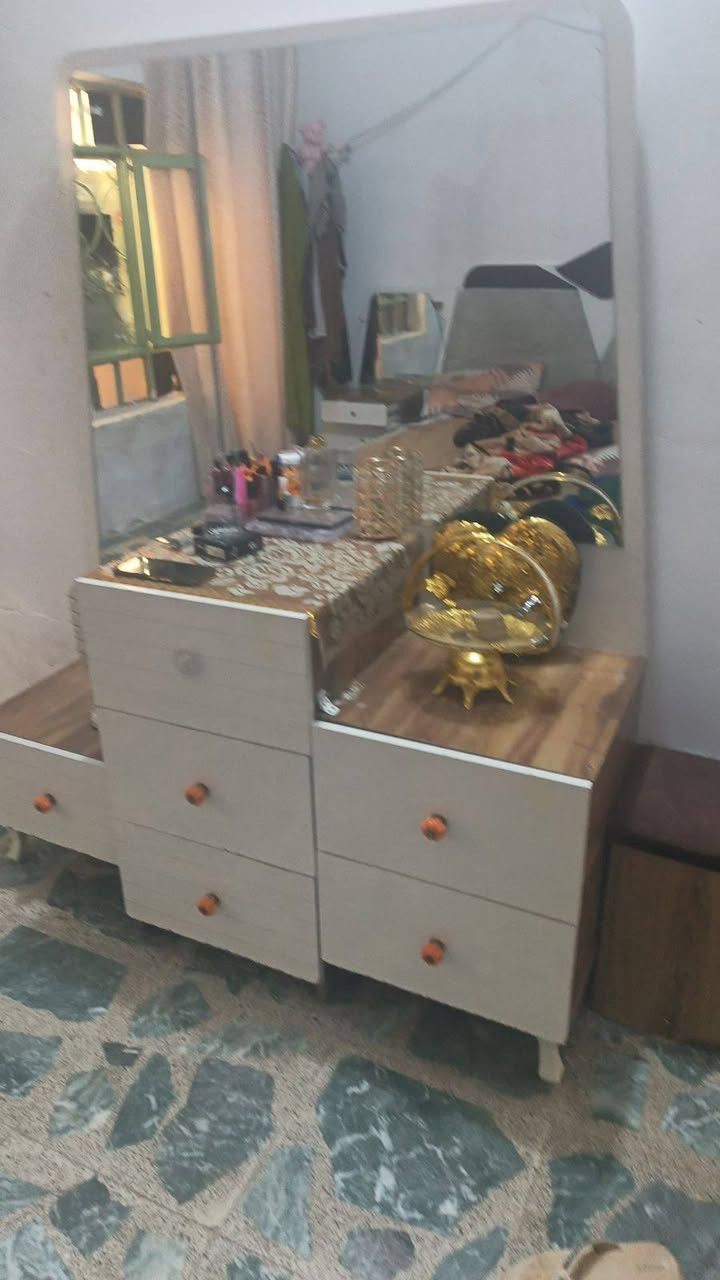 غراض للبيع لي يفيدكم شي تفضلو خاص


**إذا كنت صاحب هذا الإعلان وتريد حذفه لأي سبب، رجاءا أرسل رسالة إلى الدعم الفني**