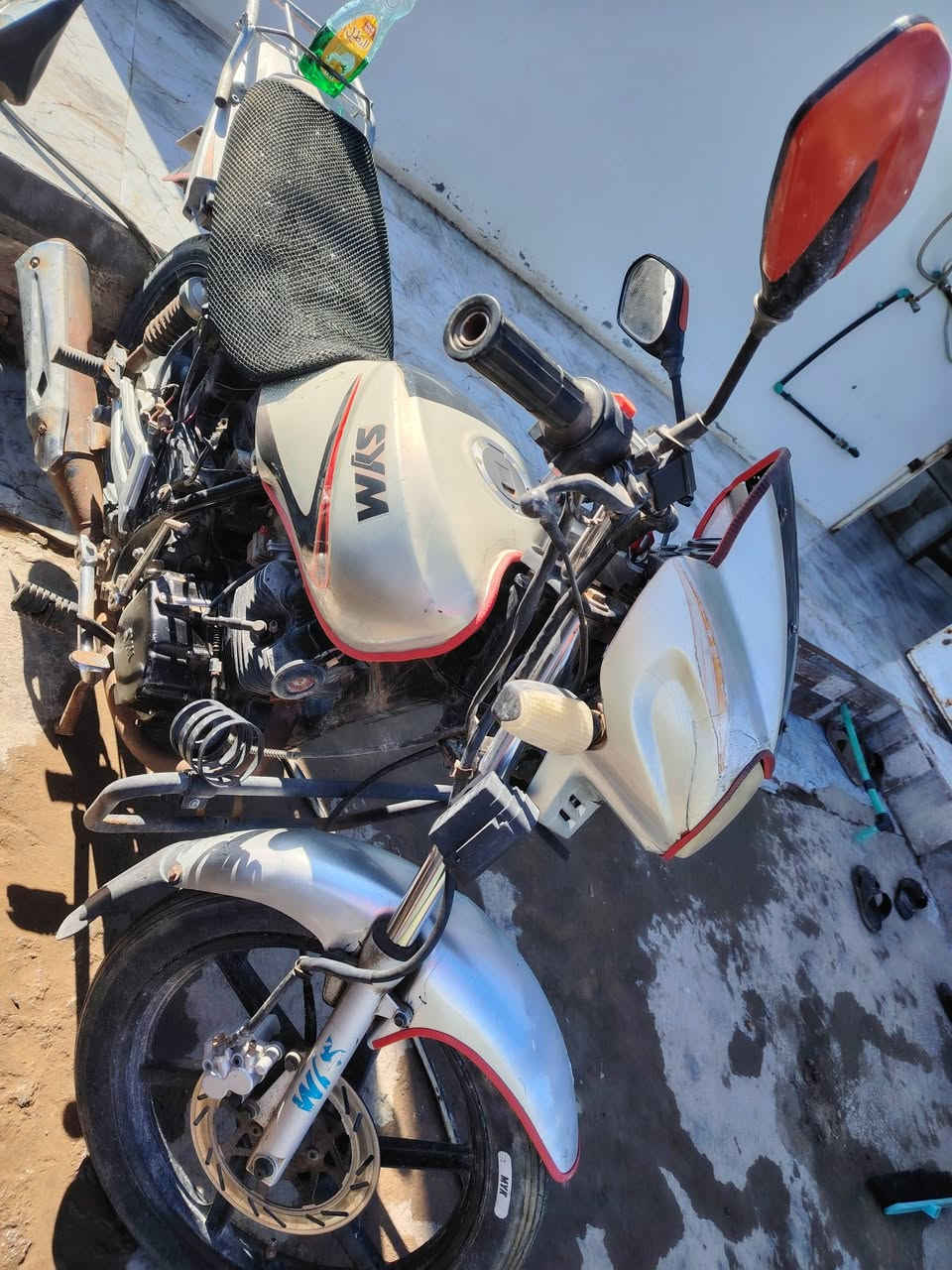 دراجه سايم 
محرك جديد حجم 150 

كير جديد

شغاله وجهازه

مكان الانبار الرمادي 

 الاتصال على الرقم ***********
