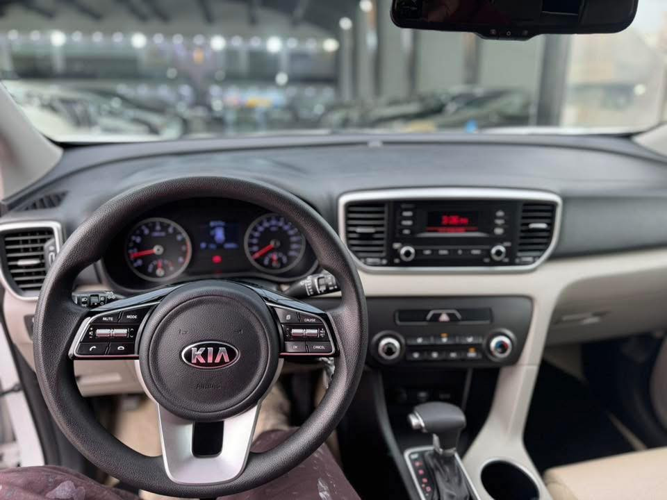 كيا سبورتج خليجي 2019 فول عدا بصمة مكفولة كفالة ماشية 47 الف فقط  رقم شمالي سليمانية مكان السيارة( ديالى/ خانقين)
السعر 197 وبي مجال
+964 770 127 2377


**إذا كنت صاحب هذا الإعلان وتريد حذفه لأي سبب، رجاءا أرسل رسالة إلى الدعم الفني**