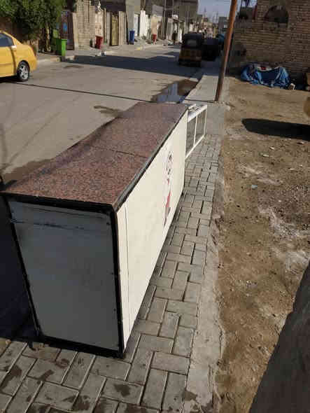 سلام عليكم ميز للبيع نضيف جدا 
مرمر وجام
‏‪0772 600 9956‬‏
