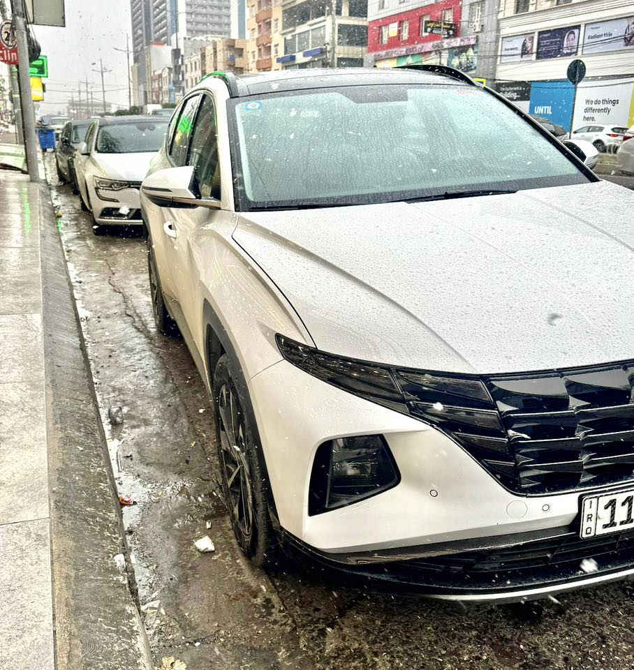 توسان 24 خليجي استلام شركة الت ساك فول الفول وبانوراما ماشية 48الف رقم بغداد الانكليزي سنوية لغاية 2029 وهزة جديده بيها تبديل باب السايق نفس اللون وكاله اثر حادث ستوته وصبغ ربع باب الخلف السايق وشبر من الصندوق صبغ كارت بدون ايرباك وكل شي مذكور بالسونار السيارة جديدة بمعنى الكلمة السعر  198 قفل قفل قفل  ابو ال 195 لا تعب نفسك وتتصل واعبر المنشور بالصلاة على النبي 
***********  واتس اب فقط 
 *********** بغداد الدوره شارع المصافي مقابل محكمة الدورة قرب كلية دجلة
