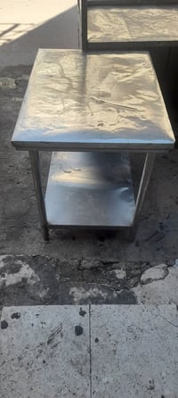 غراض للبيع ميز جام خانه شواية كباب ٠٧٧٠٠٧٥٠٥٤٠