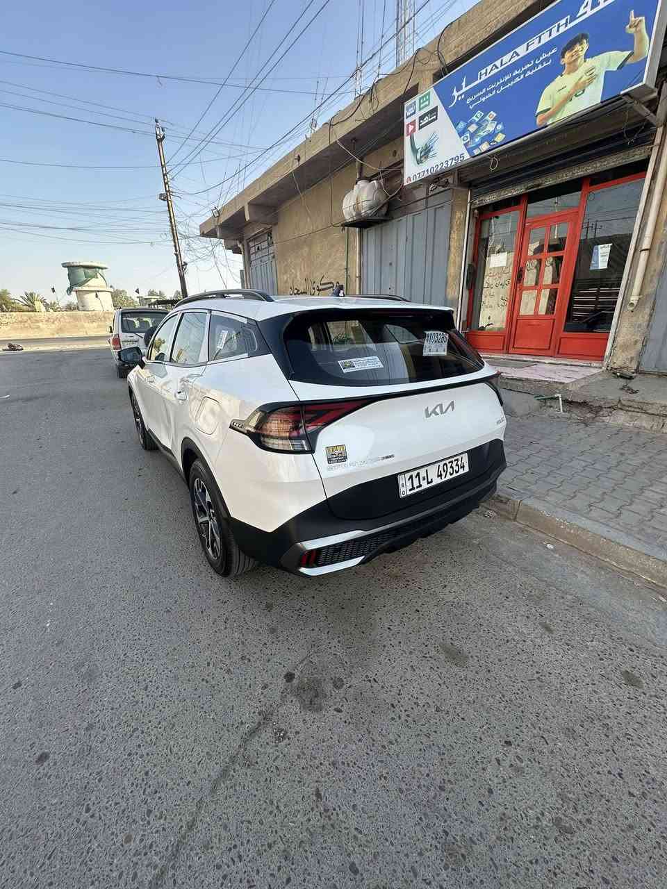 سبورتاج هايبرد 2024 ماشية 22 الف 
السيارة فول للاخير كل الموصفات بيه 
واقتصادية حيل بلبانزين التفويلة تمشيك شهر 😆
مكفولة السيارة بس نطخت عندي بلباب الي خلف السايق وما صلحتة يرجع بارد السيارة جديدة جداً 
السعر 224 وبيه مجال بسيط للاستفسار التواصل على الرقم 
***********
