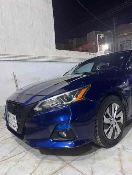 سلام عليكم 
للبيع فقط نيسان التيما 
موديل 2020 
ضرر سياره بوند و جاملغ فقط و  برأس شاصي اكو تعديل قليل فقط 
كير و محرك ب شرط 
تحويل ل شرط 
سياره حلوه و نظيفه مال بيت 
موصفات سياره 
كأمره خلفيه 
شاشه جبيره 
تحديد سرعه 
مانع انزلاق 
بصمه تشغيل 
تشغيل عن بعد 
بصمه ابواب 
بصمه صندوق 
منظومه سبورت ✈️
لايتات زنون 
سنويه 2027 تنتهي 
سعر 136 ابو 130 لا تخابر و تحياتي لكم 
رقم موبايل *********** Singapore
