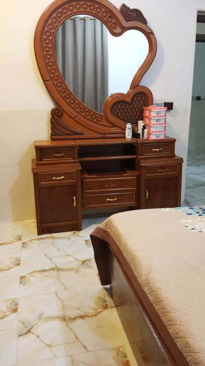 مكلفه بالنشر غرفه صاج عراقي  حطاطه  للبيع نظيفه كلش ما بيها اي ضرر   سعرها  ٦٠٠ وبيها مجال بسيط   المكان ابو خريبيش


**إذا كنت صاحب هذا الإعلان وتريد حذفه لأي سبب، رجاءا أرسل رسالة إلى الدعم الفني**
