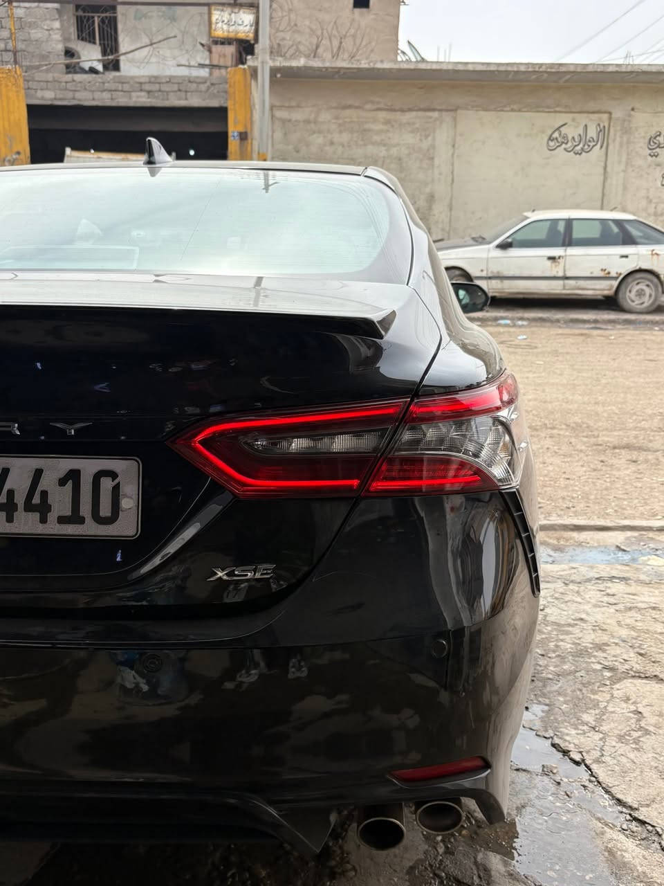 للبيع
كامري xse 2022
محرك V6
اعلى مواصفات بالكامري

بصمه 
تبريد قطعتين
سستم سماعات جي بي ال 12 سماعه 
لايتات led
كشنات جلد 
فتحه بانوراما 
داتا شو 
كامره اماميه 
كامره خلفيه
كامرات 360 درجه 
مستشعر وقوف 
كشنات  تدفئه وتبريد
نقطه عمياء 
اشارات مري
شاشة جبيره 
مرايات كهربائيه 
مثبت سرعه 
اشارات ترحيب 
10 وسائد هوائيه 
لايتات زينون 
كاربلي
شحن لاسلكي 
تحذير مغادرة المسار 
تحذير اصطدام 

ماشي 45 ميل 
ضررها جاملغ كلير خلف السائق فقططط

للتواصل 
***********
