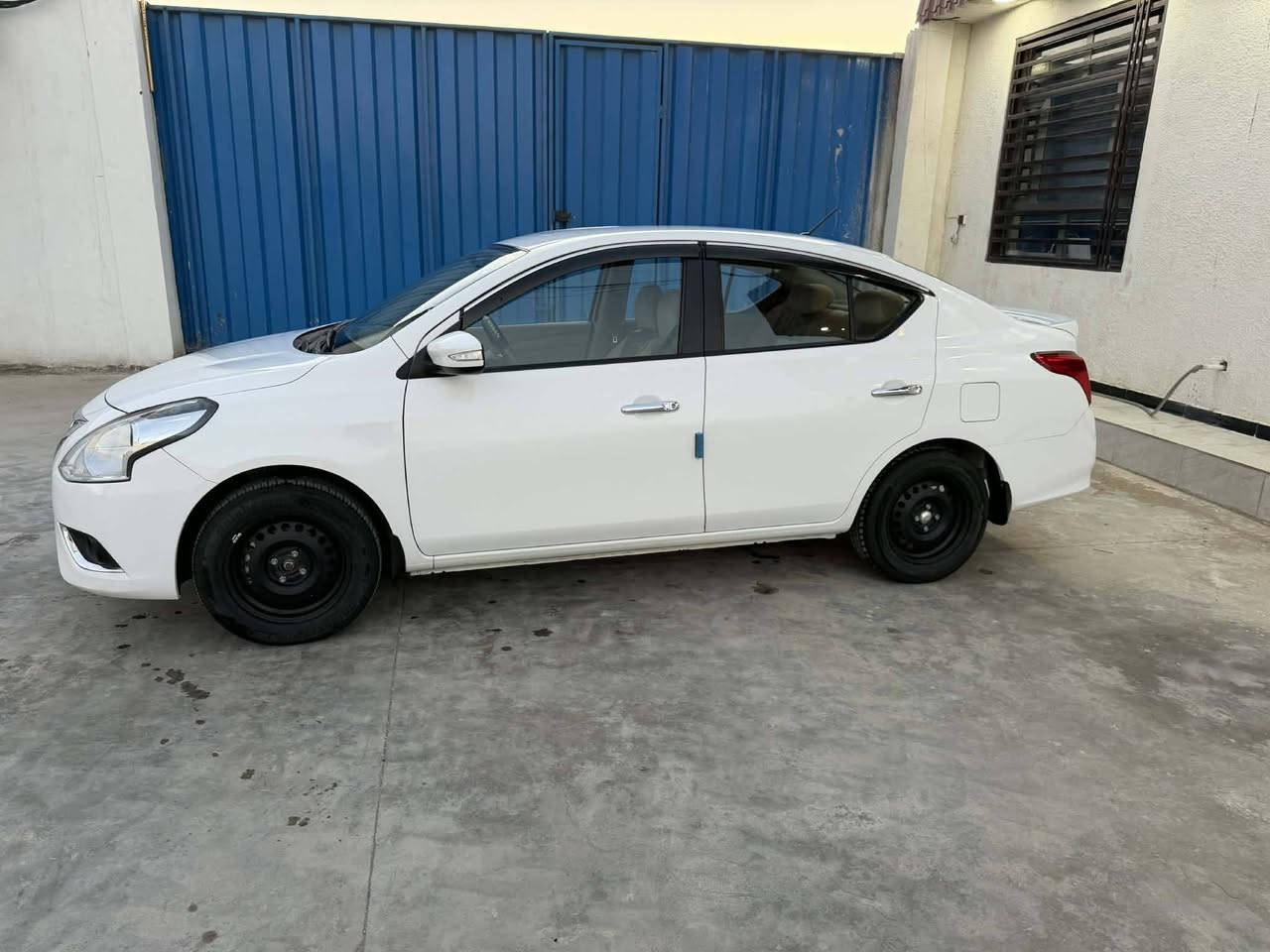 مكلف بالنشر الاتصال ***********
نيسان سني 2024 مصري 
رقم اربيل باسمي تحويل مباشر
ماشيه 44 الف
كفاله عامه
مدوشمه كاعيات كامله
سبير منازل 
قطعتين تبريد 
جام كهربائي
السعر ١٢٠ وبيه مجال
