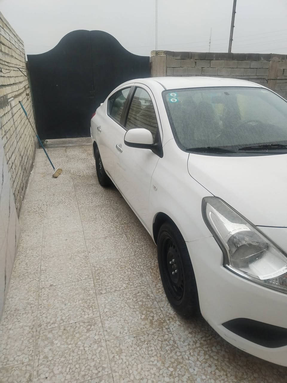 سني هندي موديل ٢٠٢١ بسمي مكفولة من صبغ او تبديل  ماشية ٢٤  الف سبير منازل بعدة السعر ١٠٧ مكاني بغداد التاجي *********** غير متواجد عل نت
