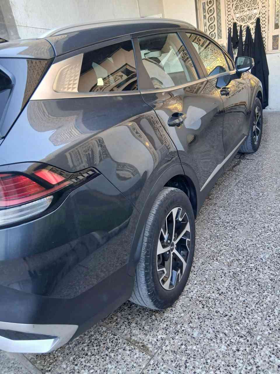 سلام عليكم
كيا سبورتج هايبرد وارد امريكي موديل ٢٠٢٣ حادث سحطحي بدون دواخل جاملغ تبديل نفس الون اصلي وحافة البنديد صبغ الدشبول راجع سيستم الستيرن بدون كبسولة
السيارة فضل الله جديدة ع وضع الشركة
كشنات جلد اسود 
تبريد قطعتين
كشنات +استيرن هيترات 
بصمة 
اربع وضعيات قيادة 
فور ويل 
شاشة دجتيل متصل كبيرة 
مداخل شاحنة ٤
ماشية ٣٢ الف وقابل لزيادة 
وبعد بيها كثير موصفات
السيارة عليها غرمات ٤٠٠ اني دفعها طبعا
مكان السيارة بغداد الشعب
السعر ١٨٠ ورقة
الاتصال : ***********
