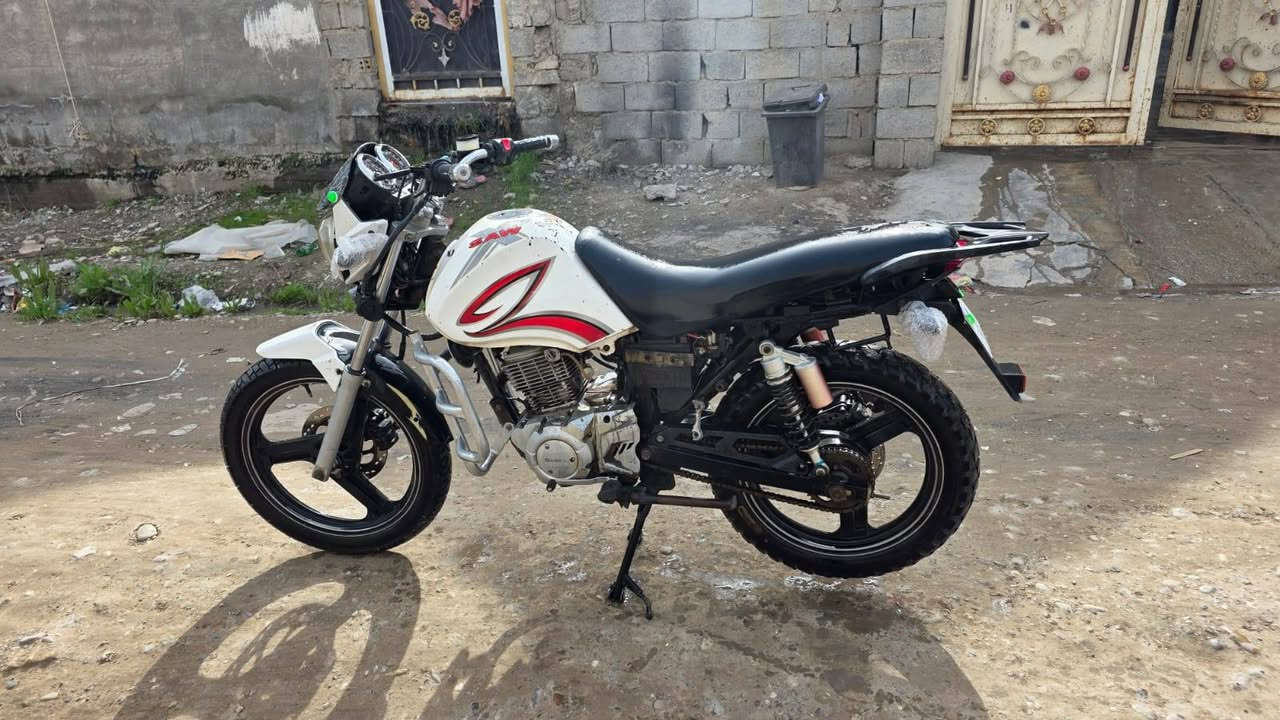 البيع سنكي عالي شغال نكره سلف محرك ناعم واحد جوه والباقي فوك النمر الكير كيج بانزين شغال رون شغال اشاير كامل من كلشي السعر اب 375الف شراي تصل ع رقم ***********
