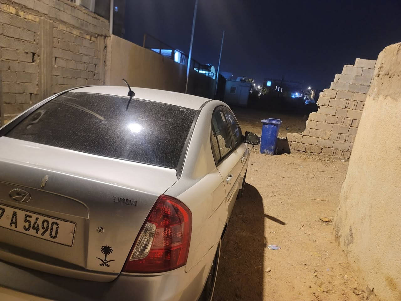 اكسنت 2007 بسم جاري رقم انكليزي السياره جديده فقط صبغ مكينه 1600 مكينه كير تخم تاير جديد  سنويه 30 مكان السياره ابو الخصيب ***********
