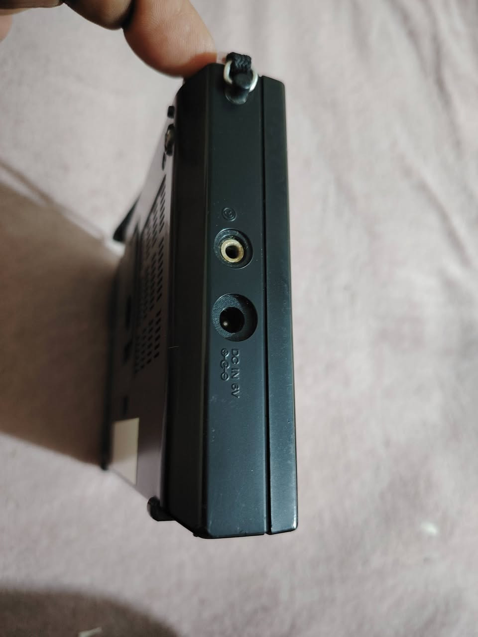 راديو سوني icf 7601 على هيئة الشركة شرط الشغل 12 موجة السعر 85 الف يوجد توصيل العراق بصره


**إذا كنت صاحب هذا الإعلان وتريد حذفه لأي سبب، رجاءا أرسل رسالة إلى الدعم الفني**