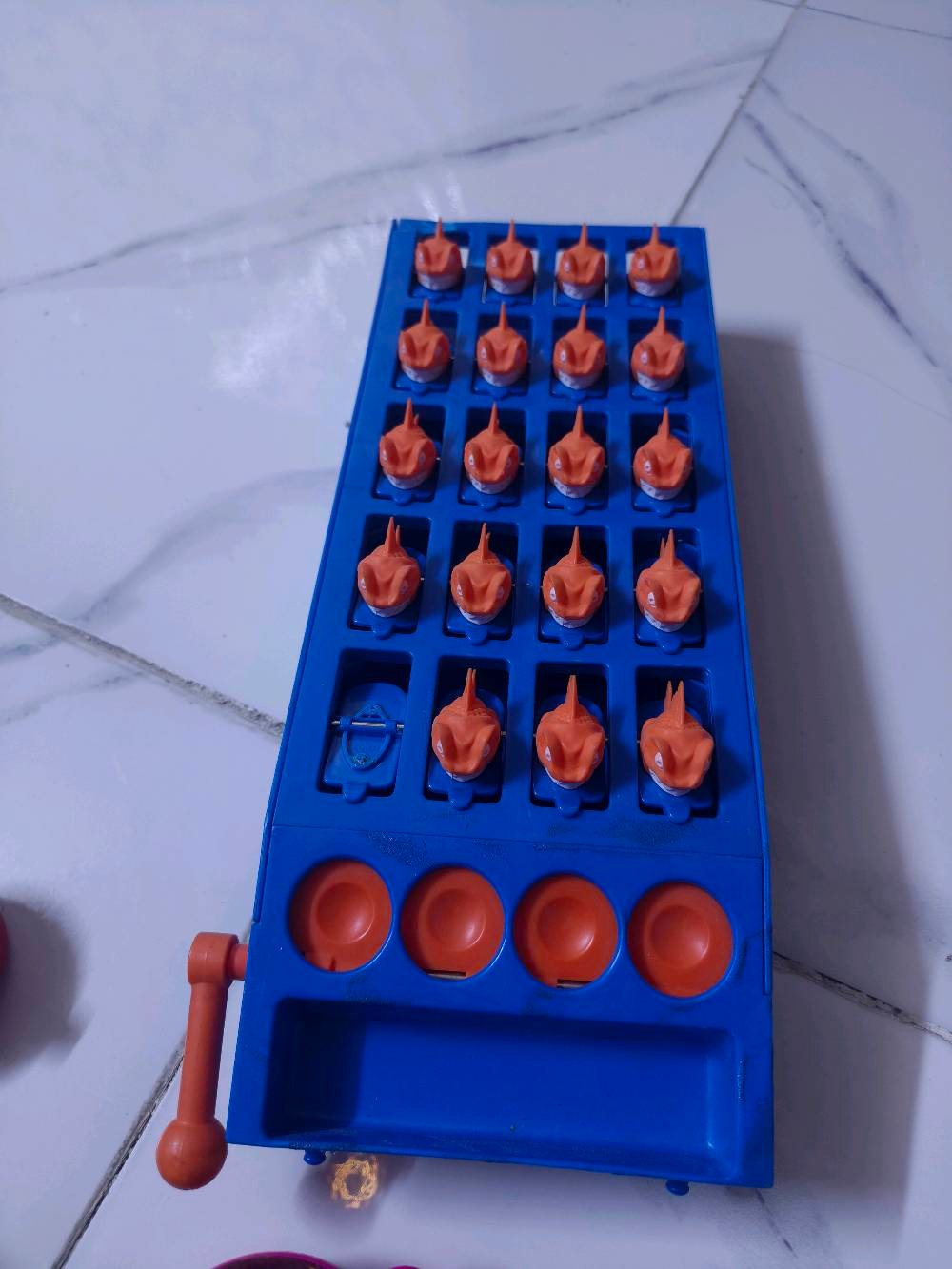 كل لعبة وسعرها
واذا تاخذهم كلهم اوجبك بيهم 
الموقع موصل الجانب الايسر
