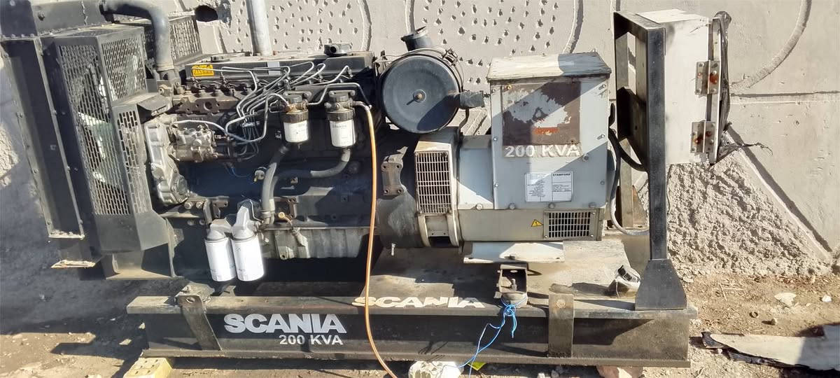 موالدات بيركز انجليزي اصلي  وحده ١٥٠ كيفي 
وحده ١٠٠كيفي للبيع استخدام نظيف 
مواصفات انتر كلر تحكم برودكشن حمايه كامل اي ستفسار اتصل 
***********
