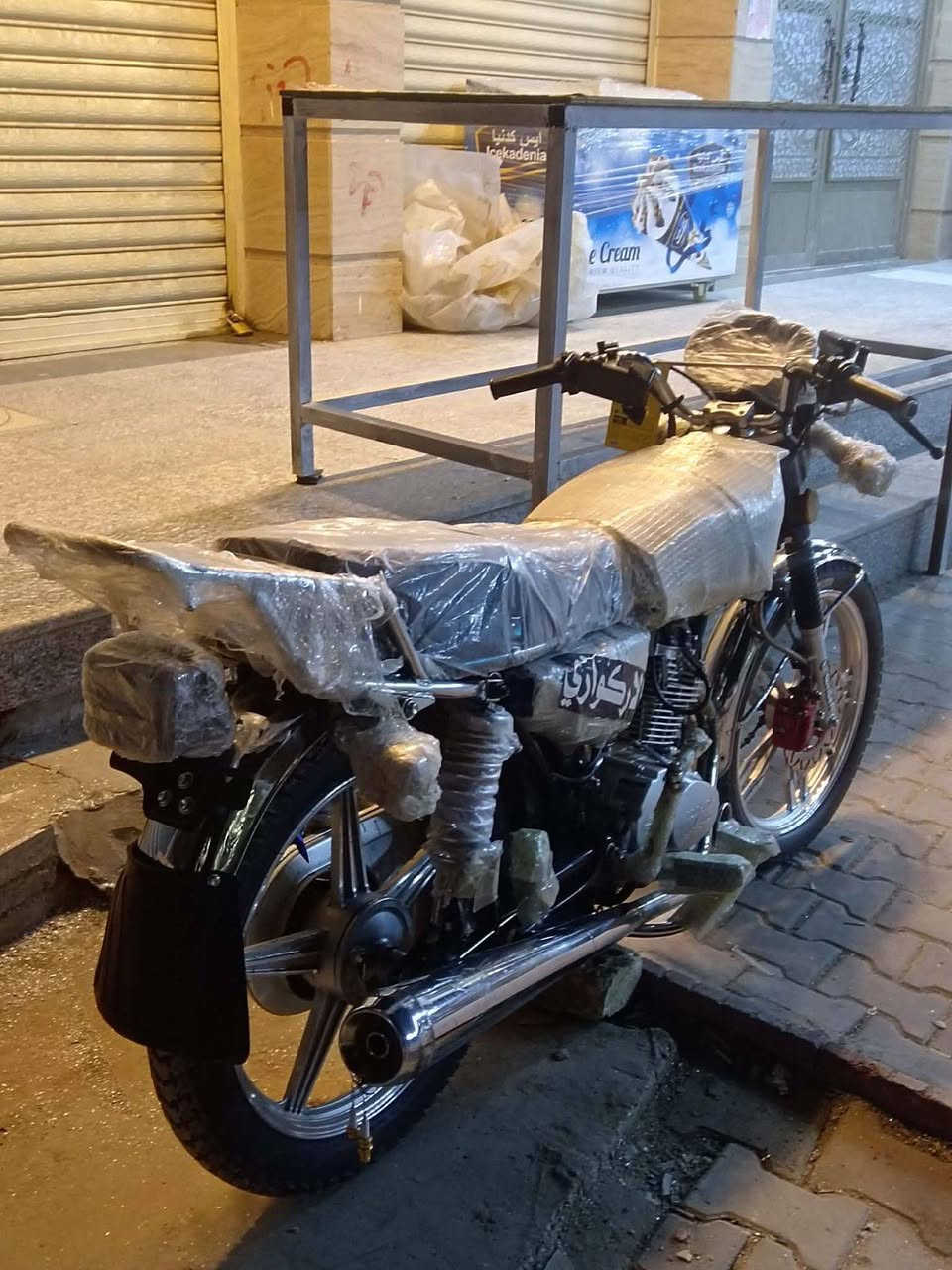 السلام عليكم دراجه ايراني
موديل ٢٥
الدراجه ممشتغله دلفري ابد
السعر ٧٠٠ الدراجه نضافه وترتيب فول
منفيس موجود


**إذا كنت صاحب هذا الإعلان وتريد حذفه لأي سبب، رجاءا أرسل رسالة إلى الدعم الفني**