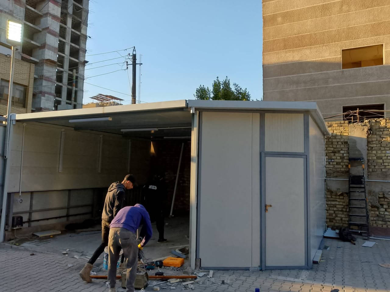 السلام عليكم حداده عامةغرف سندويج ابواب شبابيك رقم ***********
