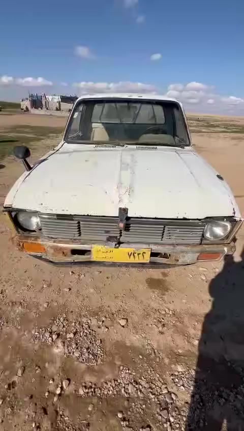 بيكم موديل 80 للبيع، رقم كركوك، معمرة كامل والشاصي لوز (خالي من الخياس). بيها كابينة بنزين. السعر 18 ورقة وبيه مجال.
📞 للاتصال: ***********
