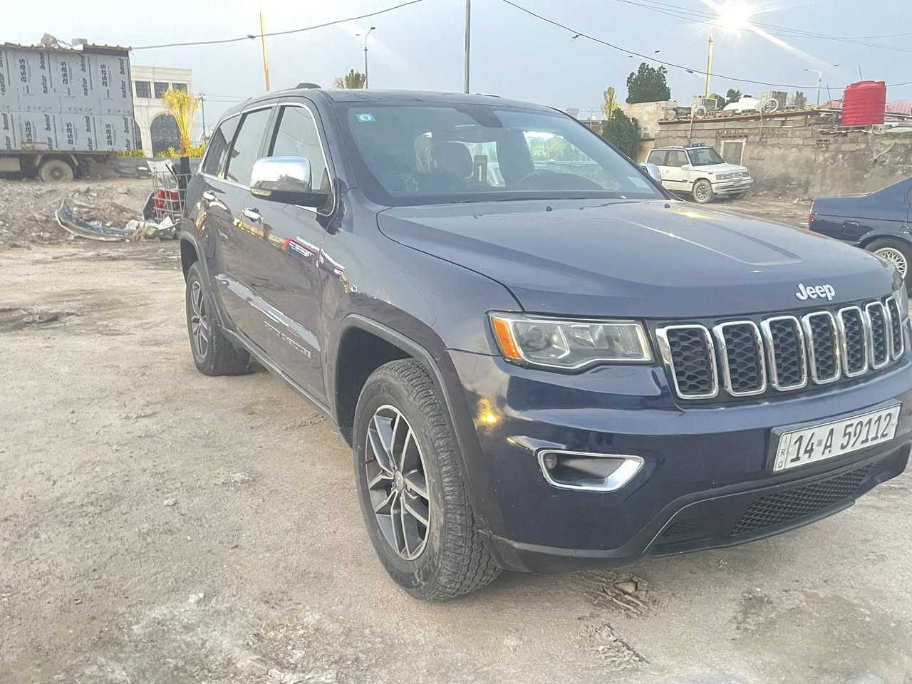 جيب كراند شيروكي 2017 وارد امريكي بدوون ضرر كفاله من الصبغ والتبديل لمتد فول مواصفات 
نسخه ال1941
رقم بصره تحويل ثاني يوم ***********
السعر 215 مكاني بصره قبله
