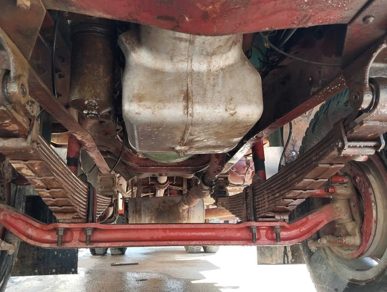 اقجم للبيع الموديل 80 رقم نينوى انكليزي بلاديه محرك شاصي بلادي تخم تاير قماره مبخره اثر جراد المكان النجف للاتصال على الرقم *********** او ***********
