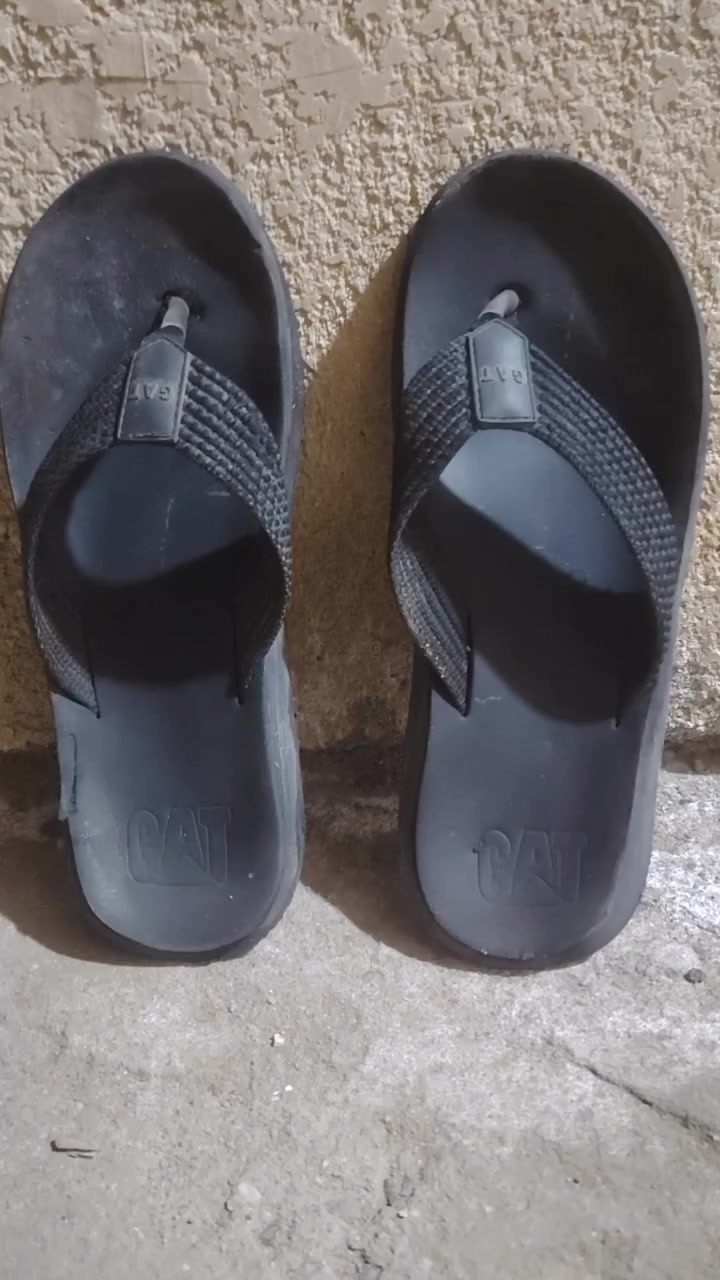 تكرمون نعال البيع ملفين ونص وبي مجال الحاب ينتصل على هاذ رقم 
***********
