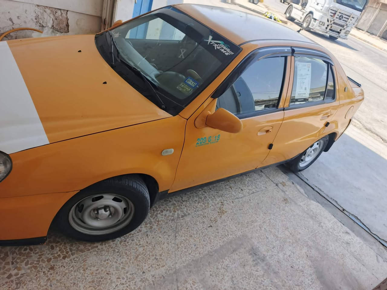 CK  2013 كاربون بانزين بيها 
سنويه 2030 شرط وكاله تحويل 
محرك كير شرط كورلا
تبريد + تدفئه
طخم تايرات وايرمنيها جديد وشرط
صبغ حزام فقط بدون دواخل شرط
***********
