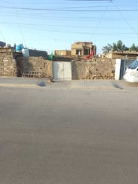 قطعه مصفره مقدم بيها معامله   للبيع تحتوي على بيت تعبان تنباع قطعه   م...