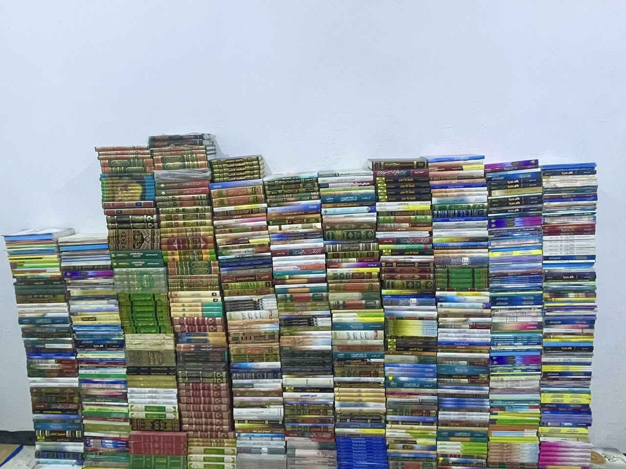 كتب دينية للبيع باسعار مناسبة تصفية مكتبة بيهم ع الف والفين وثلاثة وأربعة راسلني وبالخدمة


**إذا كنت صاحب هذا الإعلان وتريد حذفه لأي سبب، رجاءا أرسل رسالة إلى الدعم الفني**