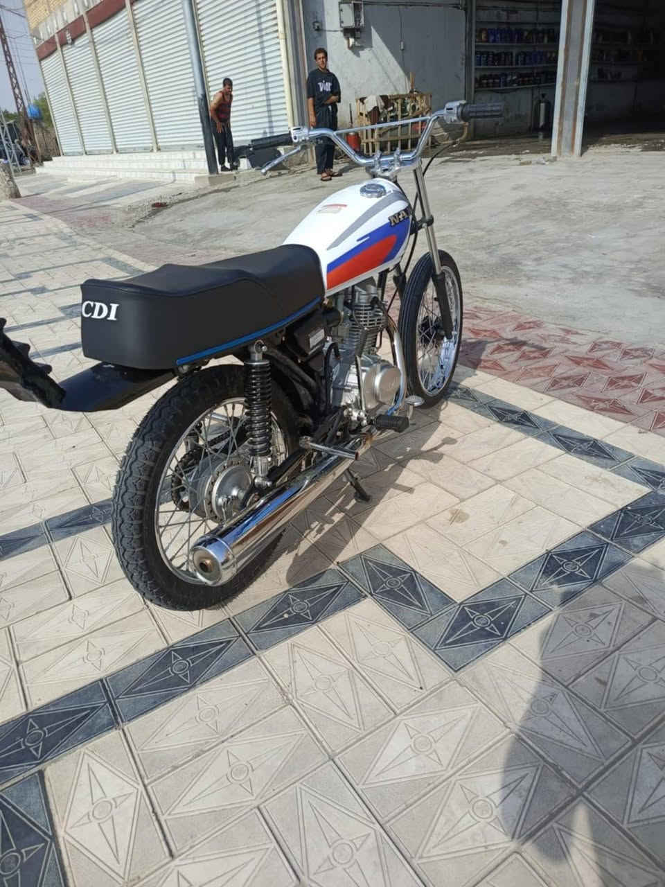 سلام عليكم دراجه للبيع كلك مامفتوحه سعر 650 وبيه مجال


**إذا كنت صاحب هذا الإعلان وتريد حذفه لأي سبب، رجاءا أرسل رسالة إلى الدعم الفني**