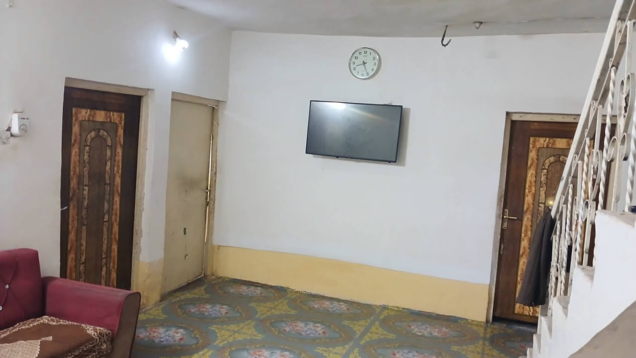 السلام عليكم دار للبيع السده بالعلكايه خلف الشارع الأول في شارع المتنزه العامه مجاور الوكيل يحتوي البيت على ٣ غرف نوم وصالتين و٣ حمامات واستقبال ومطبخ حار وبارد وترك خلف البيت  وكراج واسع وحديقه واسعه ملاحضه البيت طابو صرف التحويل مباشر السعر ٩٥


**إذا كنت صاحب هذا الإعلان وتريد حذفه لأي سبب، رجاءا أرسل رسالة إلى الدعم الفني**