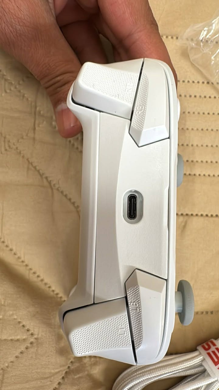 جوستك گيم سعر الغنية عن التعريف( G7_SE) سعرها اقل شي 55 _65وياها گيم باس  
ابيع ب 45 وبيها مجال قليل .....


**إذا كنت صاحب هذا الإعلان وتريد حذفه لأي سبب، رجاءا أرسل رسالة إلى الدعم الفني**