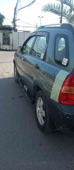 كيا سبورتج للبيع موديل ٢٠٠٧ رقم بغداد كير مكينه خير من الله حجم المكينه ٢٠٠٠ اربعه سلندر السياره بيه قطع صبغ ابيعك مصبوغه حزام  مكاني بغداد  الشعله السعر ١٠٥ $  وبيه مجال بسيط للاستفسار ***********
