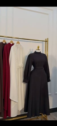 فستان بشت • خامة دابل • مقاسات ٣٨-٤٨