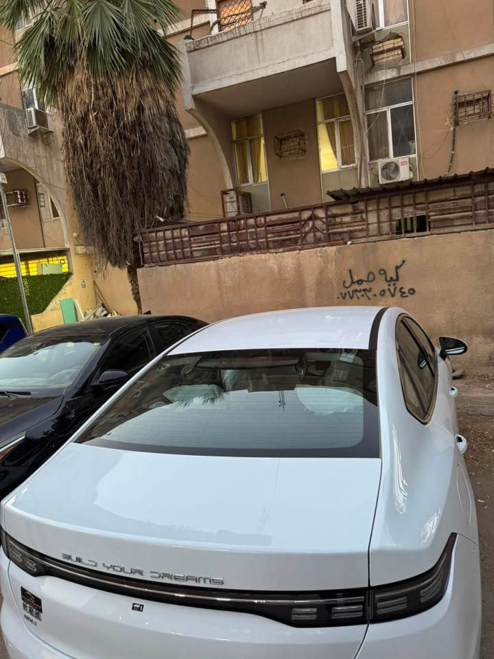 سلام عليكم بي وادي للبيع مديل 2025 سياره ماشيه الفين سياره زيرو بيها بارد بل قبل جنطه بسيط السعر ١٢٠$
عنوان بغداد شارع فلسطين 

0777 583 3841
