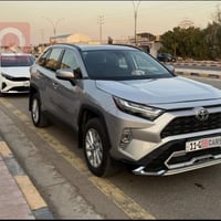 راف فور هايبر 2022 سيارة فول مواصفات فئة xle نقطة عمياء  رادار بصمة فت...