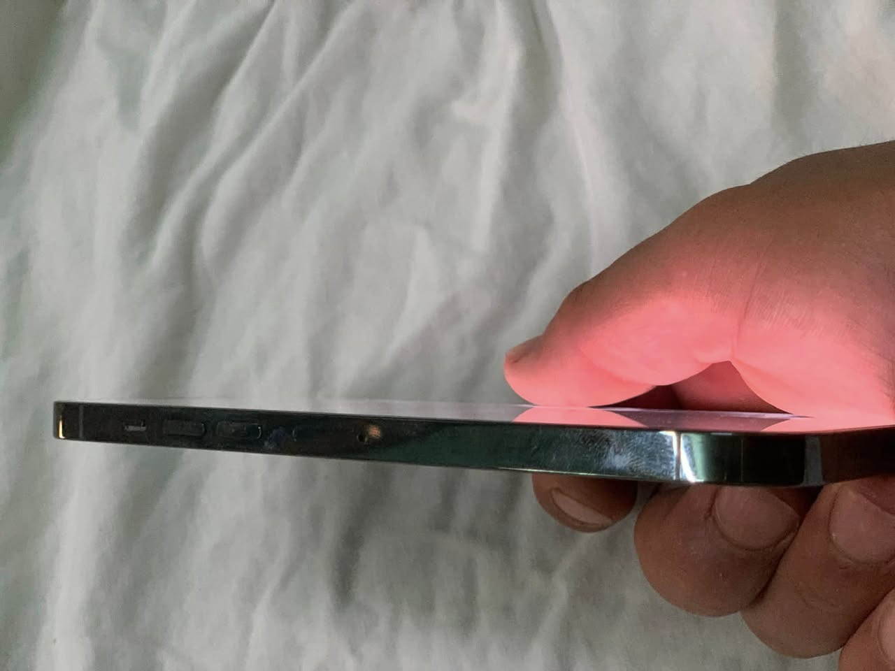 📱آيفون 13ابرو ماكس  
ًذاكره128
🔋بطارية 78 بلادي
الجهاز حيل نضيف 👍
لون زيدوني ما بي جلخ 
سعرو 675وبي مجال الطيبين 

ً
الرقم ***********

‭٠٧٧٨ ٠٥٧ ٣٥٠٣‬
