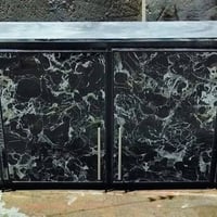 كاونتر للبيع قطعه وحده ٠٧٨٠٥٣٢٣١٩٣