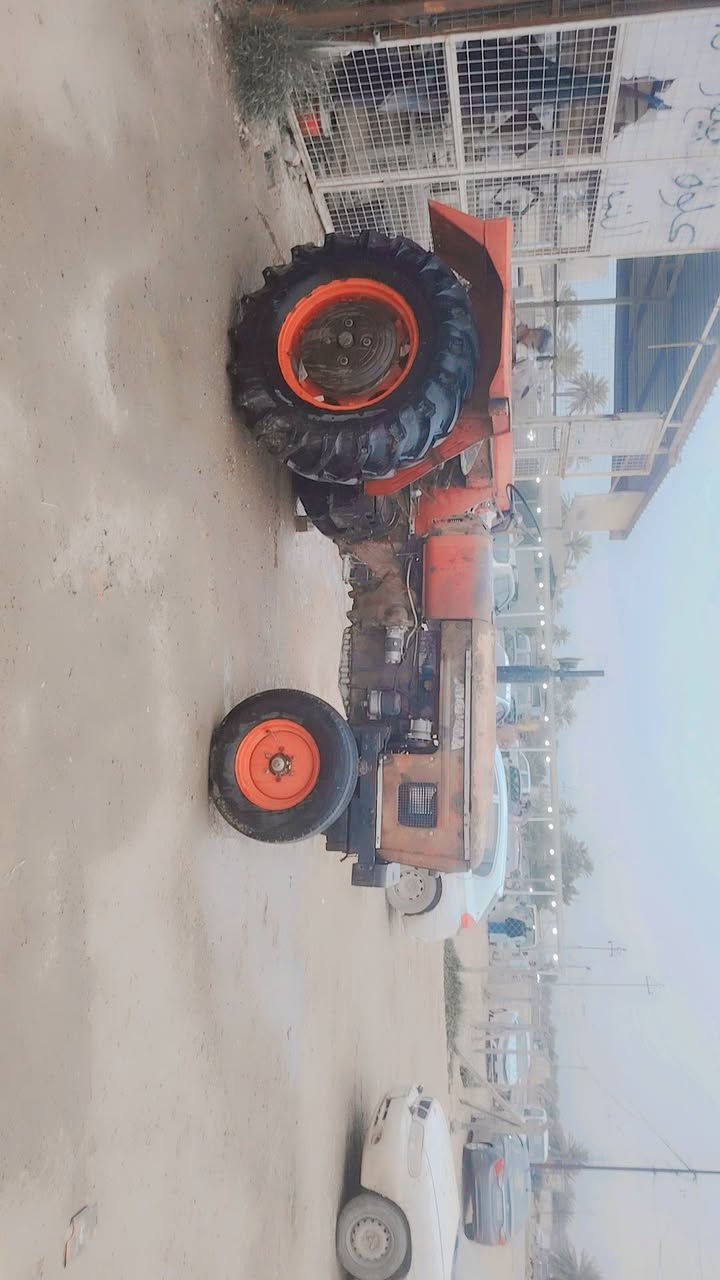 مكينه عنتر 85 تايرات خلفيه ماماشيات باور تركي كرهبايات كلها شغاله كيوجه كلها شغاله شركه مكينه جاهزه ثكال خلفي امامي رقم بغداد بدون تحويل التواصل ع ***********
