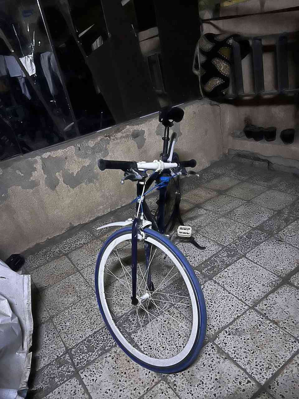 باسكل سباقات حجم 27لبيع مابي اي نقص لباسكل نضيف كلش مكاني بغداد 0772055987ع


**إذا كنت صاحب هذا الإعلان وتريد حذفه لأي سبب، رجاءا أرسل رسالة إلى الدعم الفني**