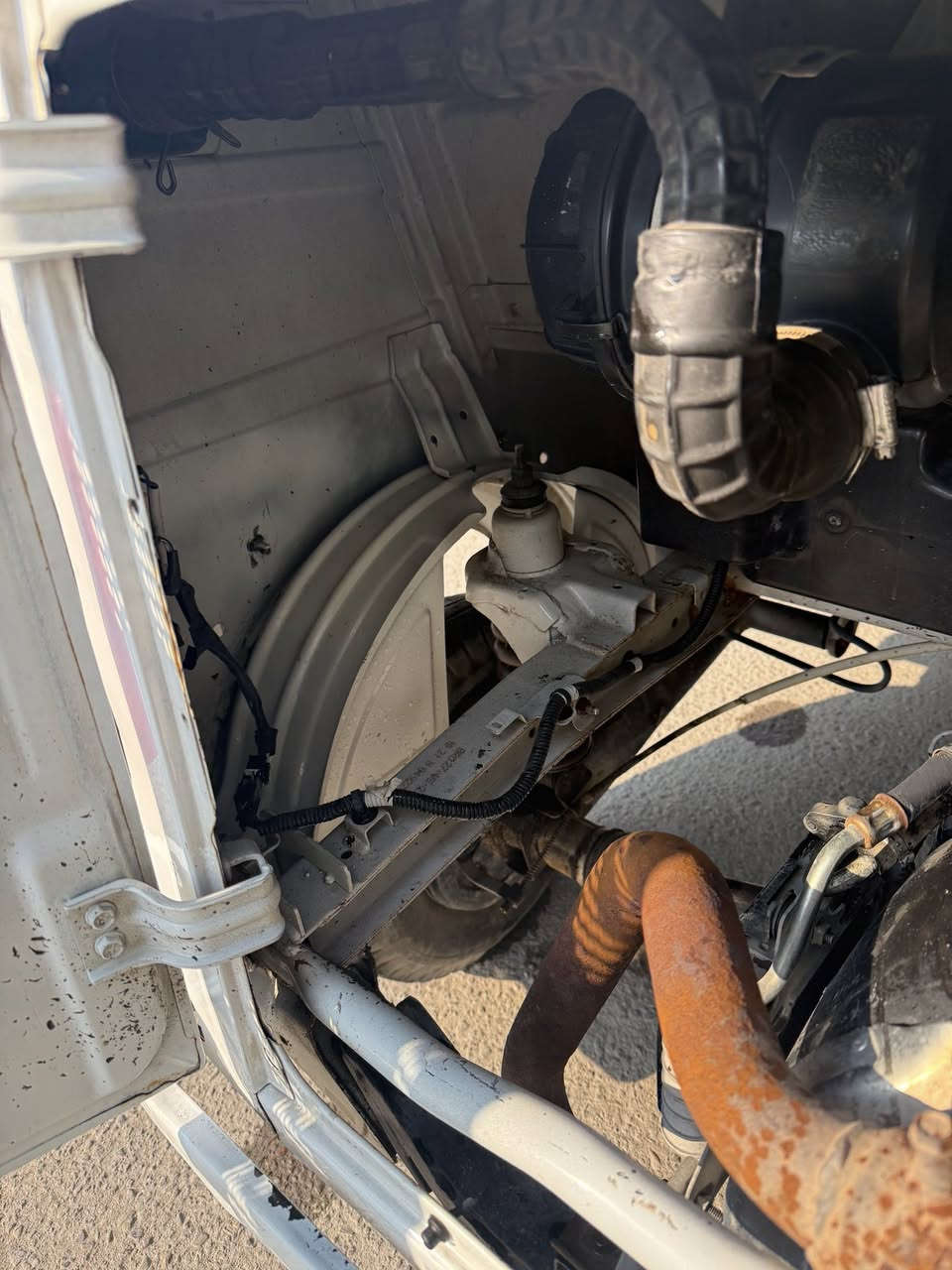 السلام عليكم
تكتك ٢١ شهر ١١ تكتك نضيفة وحلوة اي نقص مابيها بيها ضربة يم البكلايت بسيطة وبيها طخطخات ومعمرات 

ملاحضة التكتك بيها بداية تنقيص يعني يرادلها تجفيت والمحرك مامفتوح جاي تنقص عدي نص لتر بيها خياسات بس الدوس 
دوشمة جديدة كاعيات جديدة مسجل جديد التكتك جاهزة من كلشي 

يعني اذا تريد تصرف عليها فقط مال تجفيت بوشة وبستم 

مكاني بغداد الجديدة النعيرية 
***********
